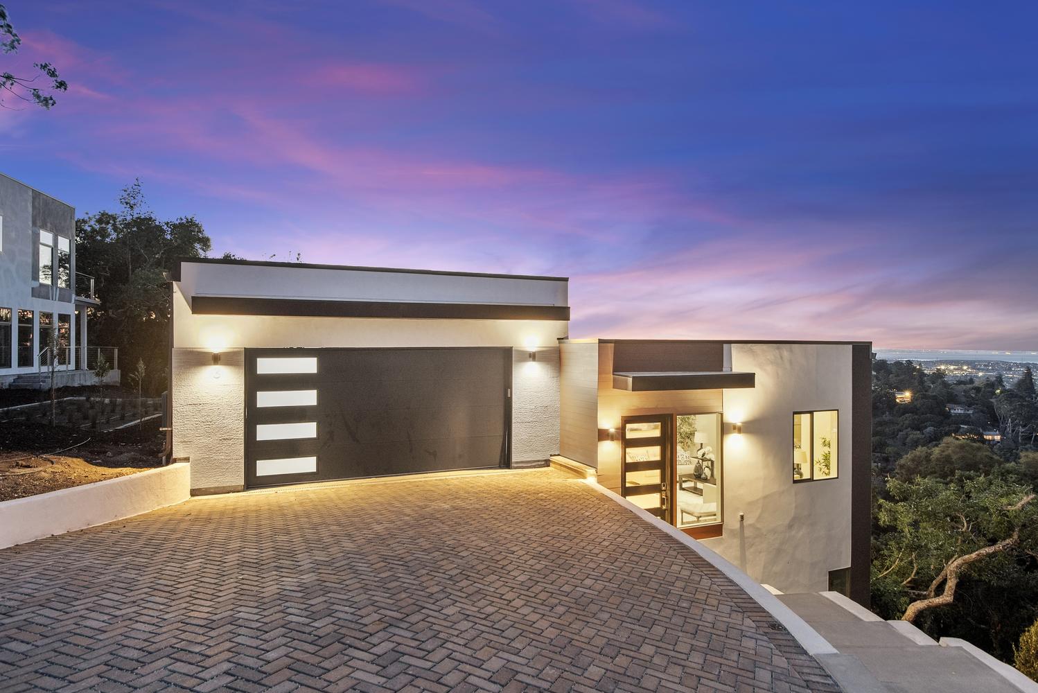 3 Aron Court